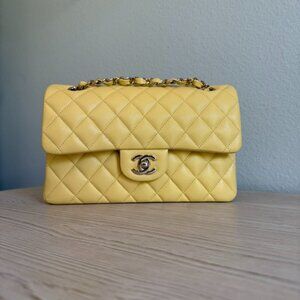 Chanel Classic Flap Small Caviar small Yellow